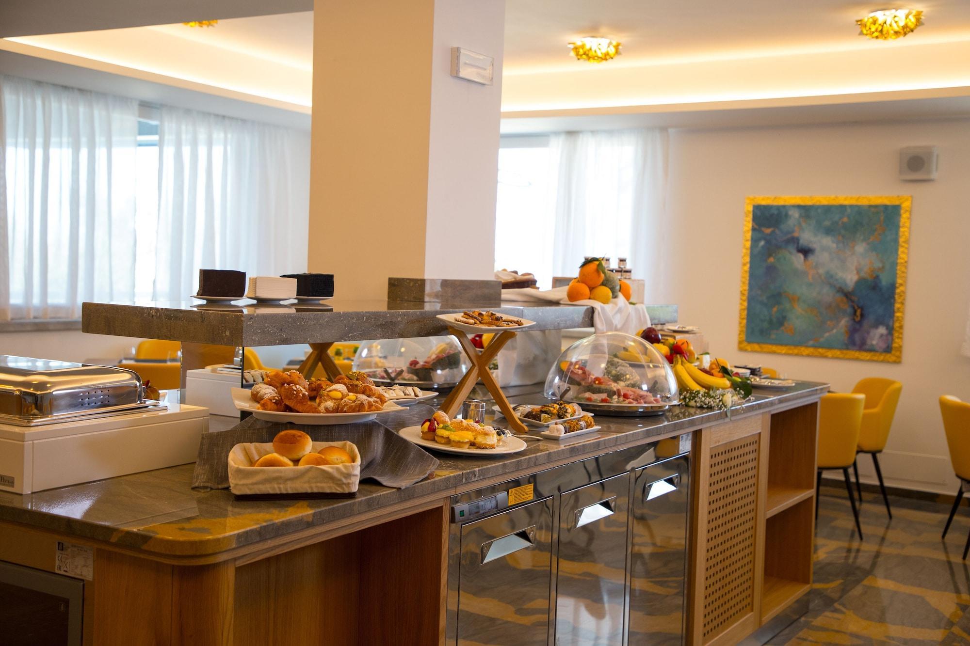 Principe Alogna Hotel & Spa อัลตาวิลลา มิลิเชีย ภายนอก รูปภาพ